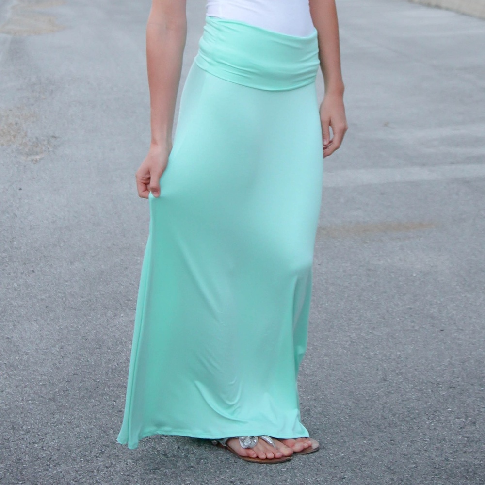NWOT Bright Mint Green Maxi Skirt